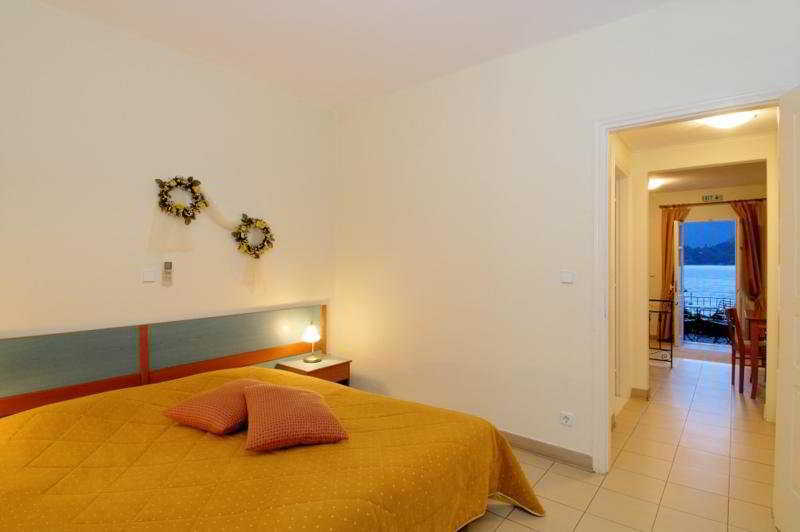 Omirikon Hotel Vathy  Exterior photo